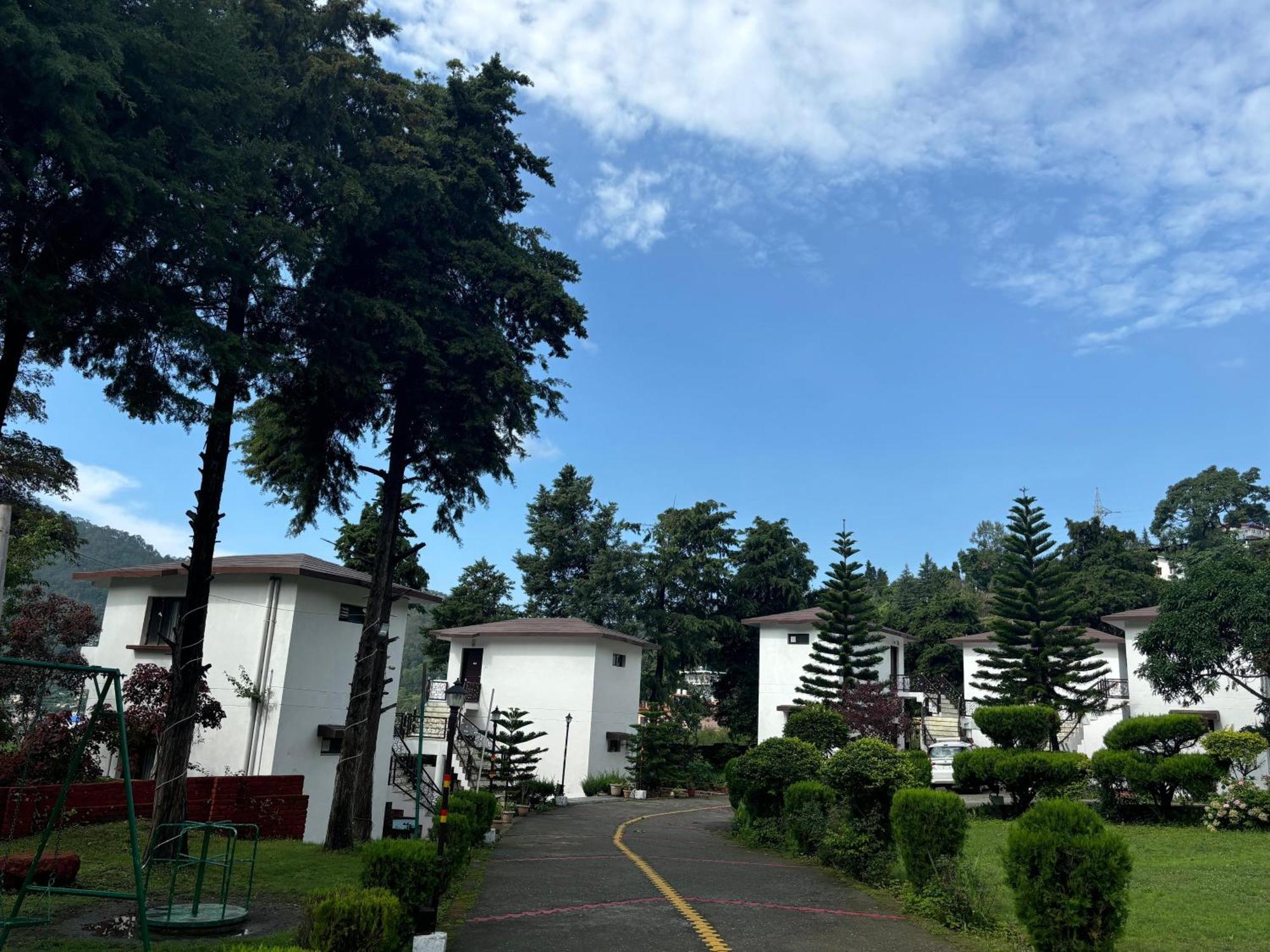 Shikha Resort Ewentbliz Bhīm Tāl Dış mekan fotoğraf