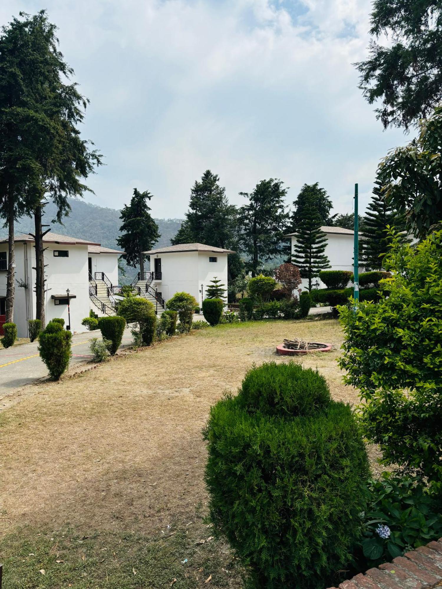 Shikha Resort Ewentbliz Bhīm Tāl Dış mekan fotoğraf