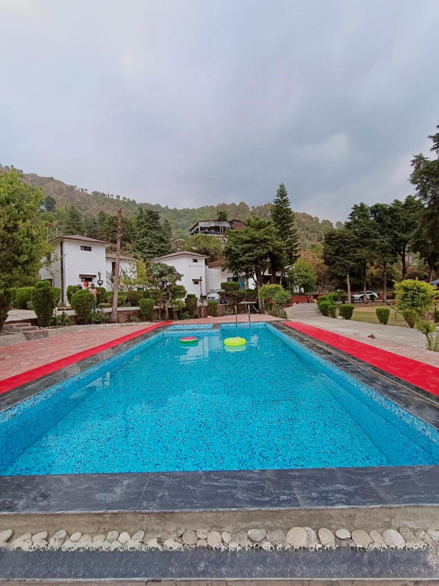 Shikha Resort Ewentbliz Bhīm Tāl Dış mekan fotoğraf